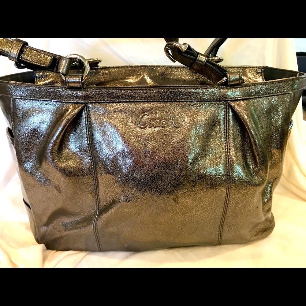 MARVELOUS METALLIC PEWTER LEATHER GENUINE COACH